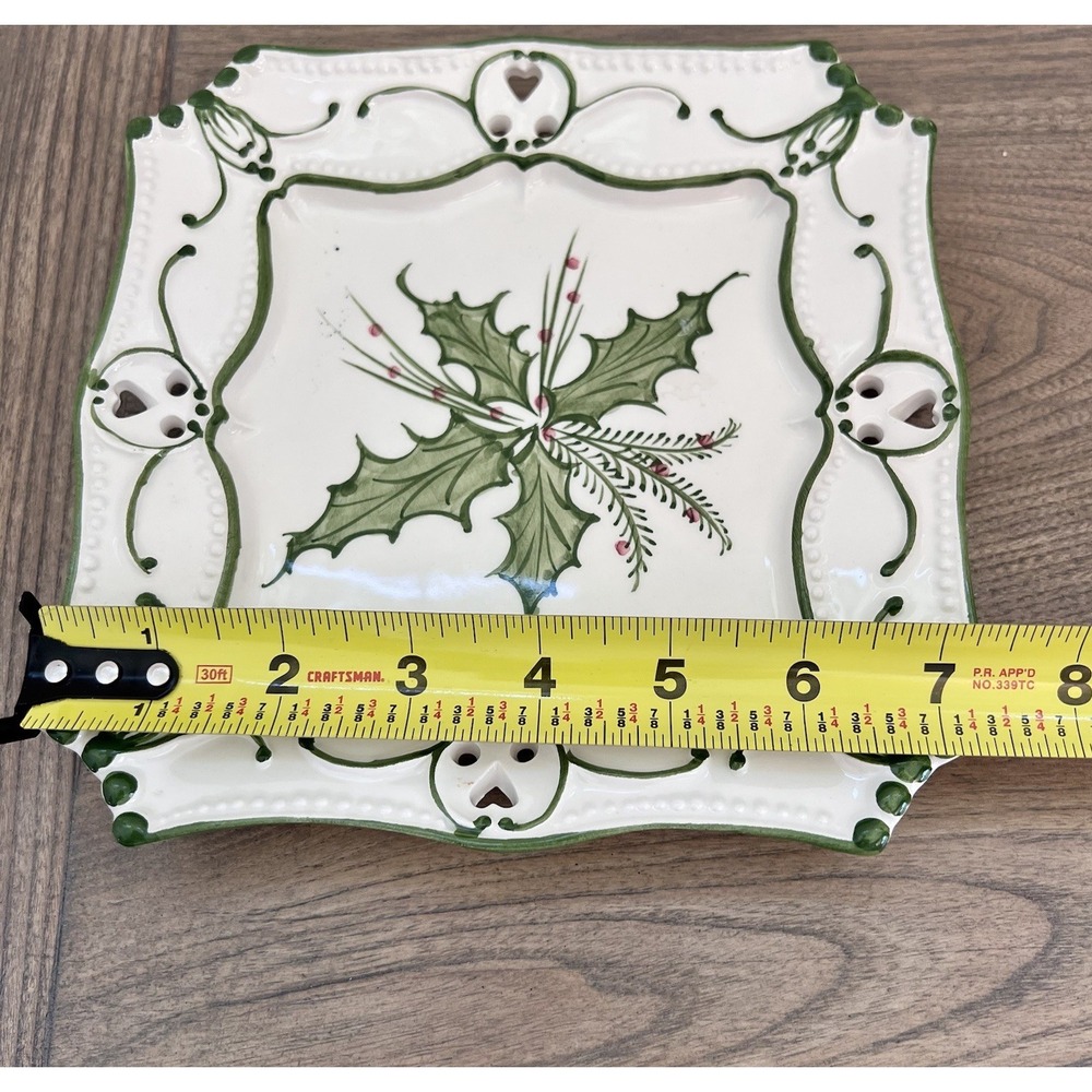 Holly square Christmas Holiday plate hand painted Portugal 7 1/2" - Picture 9 of 9